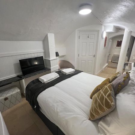 4 Berkeley Square I Your Apartment Bristol Habitación foto